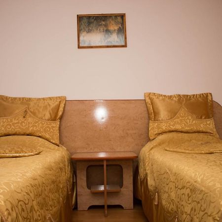 N&S Hotel Barlad Bîrlad 외부 사진