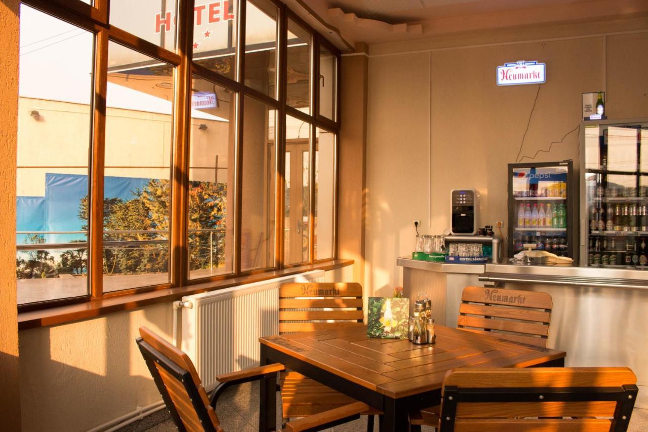 N&S Hotel Barlad Bîrlad 외부 사진